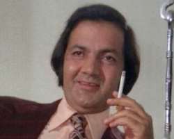 Prem Chopra smoking